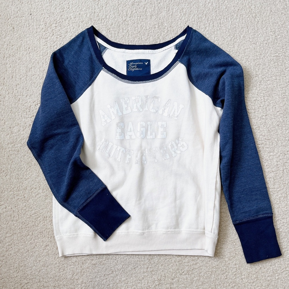 American Eagle Sweatshirt Size Medium NWT